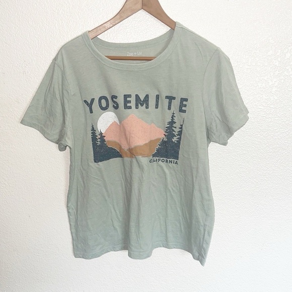 Zoe + Liv Tops - Zoe + Liv Green Yosemite Short Sleeve Women’s T-Shirt